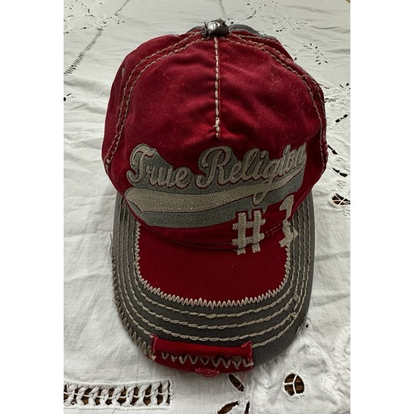 True Religion Vintage Red #1 Horseshoe Distressed Cap Hat Embroidered - Picture 1 of 7